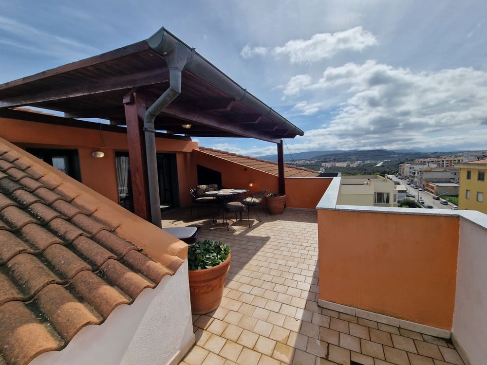 Appartamento in Via Pacinotti ad Alghero con vista mare