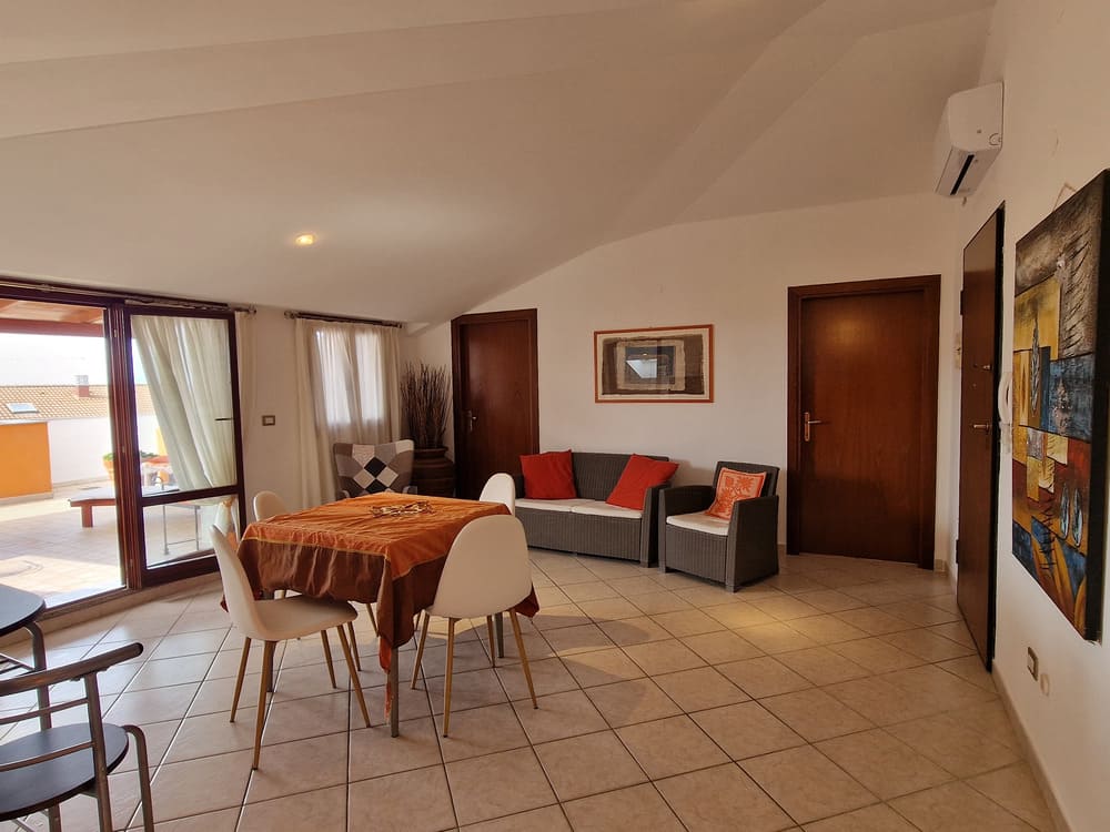 Appartamento in Via Pacinotti ad Alghero con vista mare